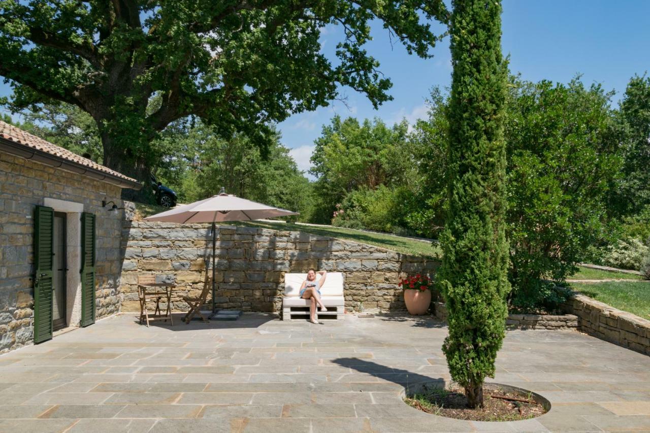 Apartamento L'abbraccio della quercia Momjan Exterior foto